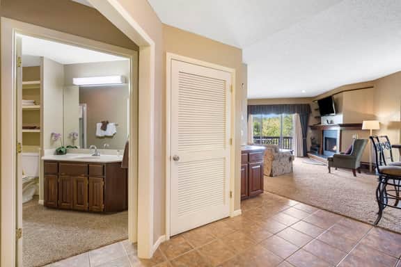 OakRidge - Villa 601 | 2 BD - Image 3