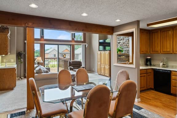 Table Rock Landing - Unit 32 - Image 2