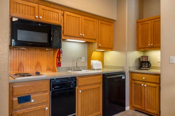 OakRidge - Condo 759 B | QS - Image 5