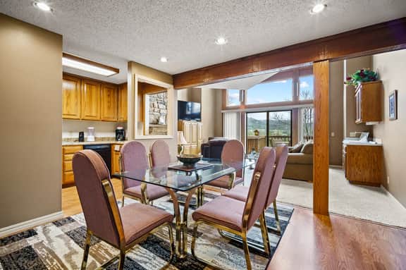Table Rock Landing - Unit 33 - Image 2