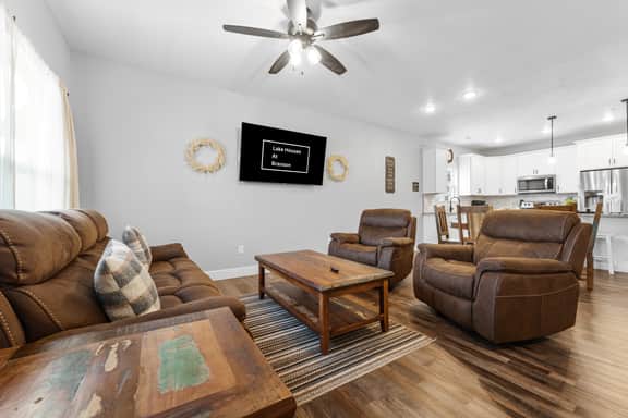 Branson Cove - Hunter's Hideout Lodge - 3 BD - Image 3