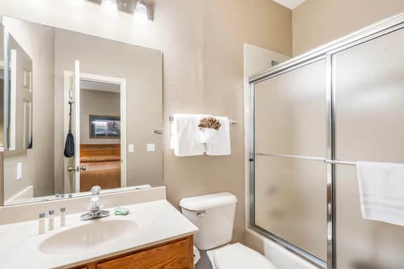 OakRidge - Condo 703 B | QS - Image 5
