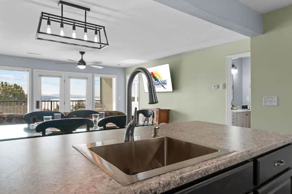 Rock Lane - Condo 523 - 2 BD | LV - Image 4