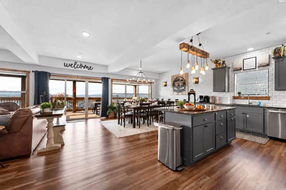 Branson Cove - Cast Away Lodge - 7 BD - Image 4