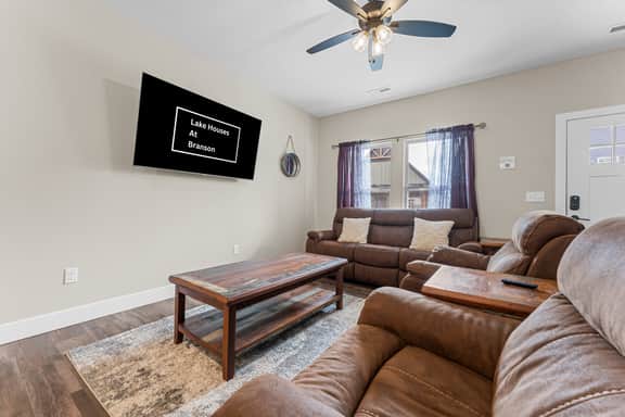 Branson Cove - The Dam Lodge - 3 BD - Image 3