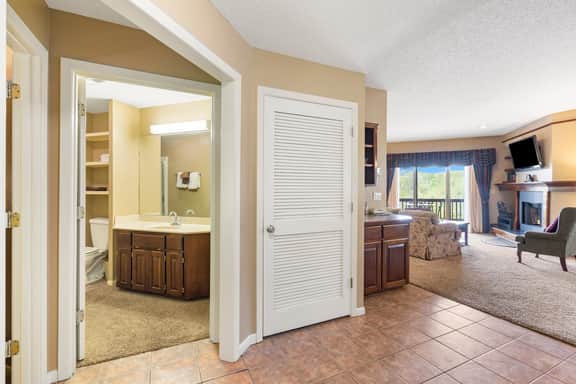 OakRidge - Villa 602 | WK | 2 BD - Image 3