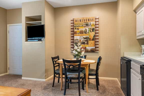OakRidge - Condo 783 B | QS - Image 4