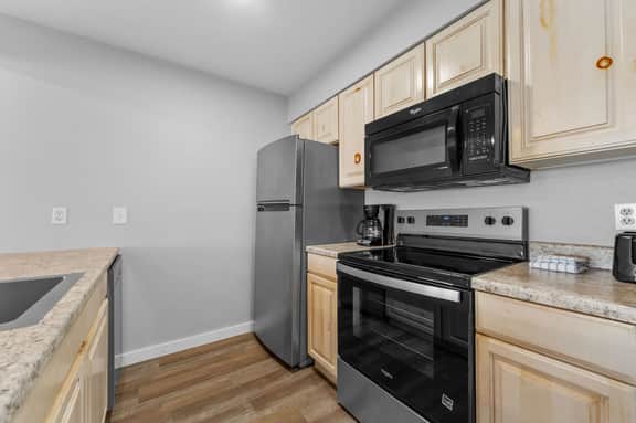 Rock Lane - Condo 642 - 2 BD | LV - Image 3