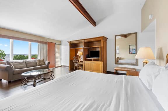 Rock Lane - Room 304 - K | LV - Image 5