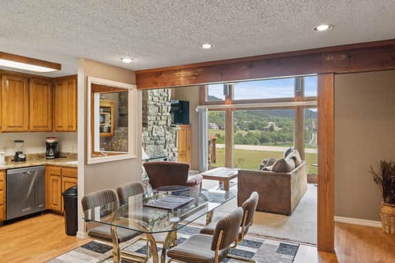 Table Rock Landing - Unit 31 - Image 2