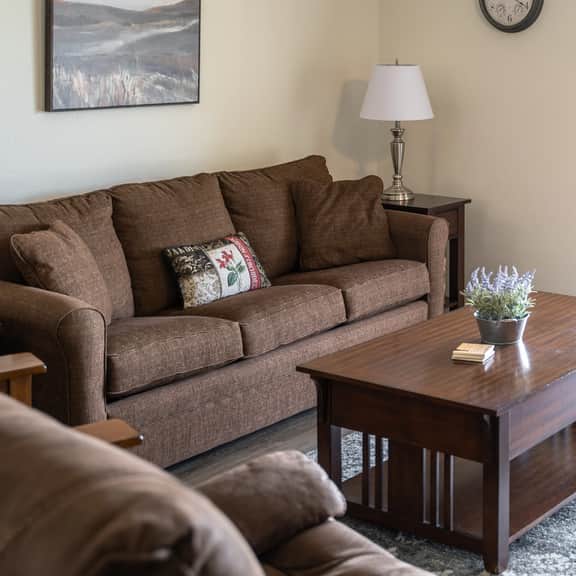 Foothills C-17 - 2 BD | PMR - Image 4