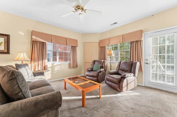 Greensview 320BC - 2 BD | WK - Image 3