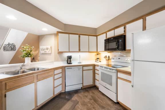 Pointe - 6609 - 4 BD - Image 2