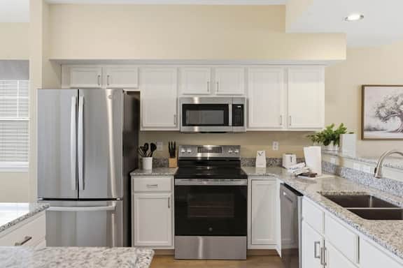 Greensview 330B - 1 BD - Image 2