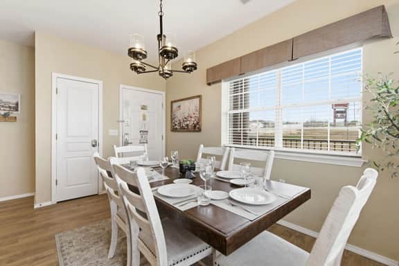 Greensview 330B - 1 BD - Image 4