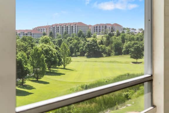 Greensview 330B - 1 BD - Image 3