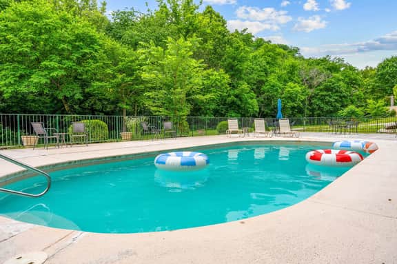 Brushy Creek 5 - Max's Boathouse Bungalow - 1 BD - Image 3
