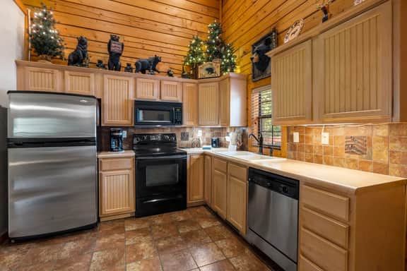 Cabins at Grand Mountain - Cabin 246 - 2 BD | DX | WK - Image 3