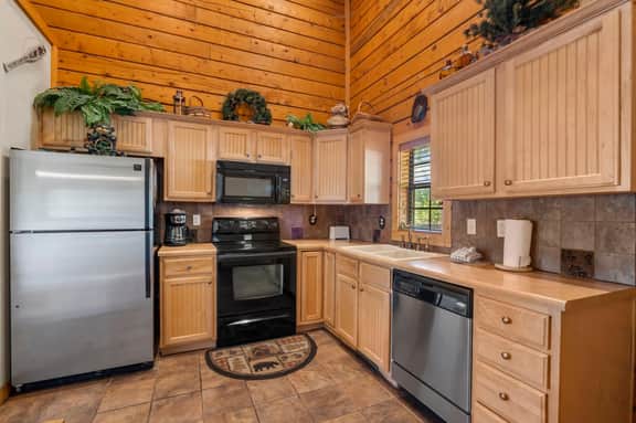 Cabins at Grand Mountain - Cabin 316 - 2 BD - Image 3
