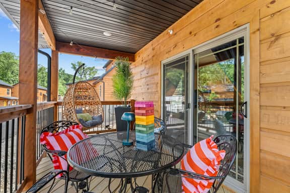 Tall Timbers - MOLA - 2 BD - Image 4