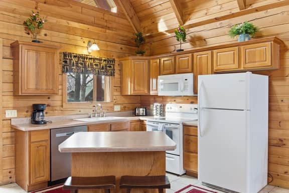 Branson Cedars - Dakota Cabin - 2 BD - Image 3