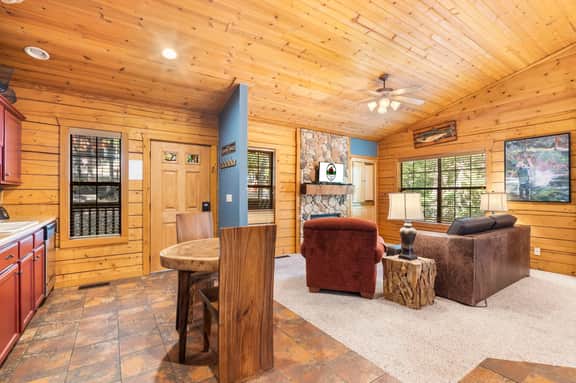 Cabins at Grand Mountain - Cabin 281 - 1 BD | PMR - Image 4