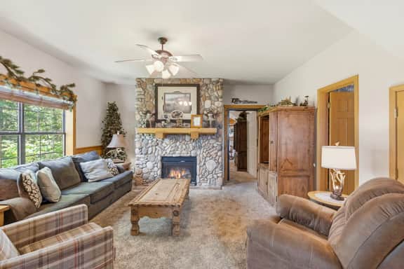 Cabins at Grand Mountain - Cabin 269 - 2 BD + L | DX | CN - Image 3