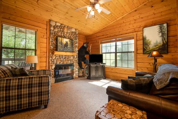 Cabins at Grand Mountain - Cabin 330 - 1 BD | PMR - Image 2