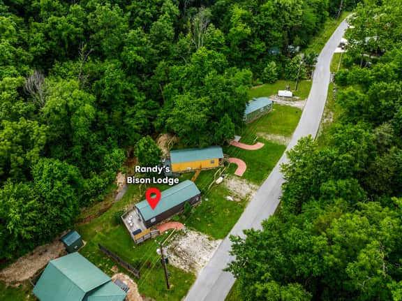 Brushy Creek - Randy's Bison Lodge - 1 BD - Image 4