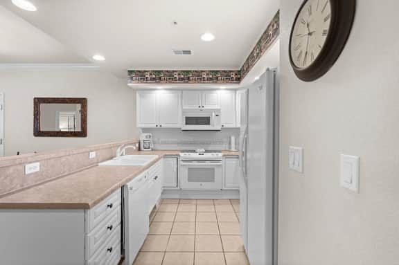 French Quarter - Condo 421A - 2 BD - Image 5
