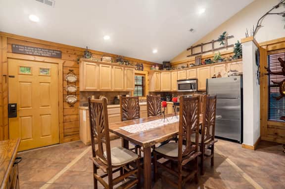 Cabins at Grand Mountain - Cabin 128 - 2 BD | PMR | WK - Image 3