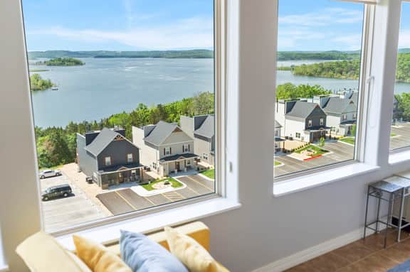 Majestic 413 - 3 BD - Image 4
