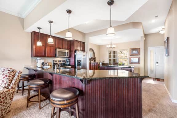 Majestic 114 - 2 BD | WK | LAKE - Image 5