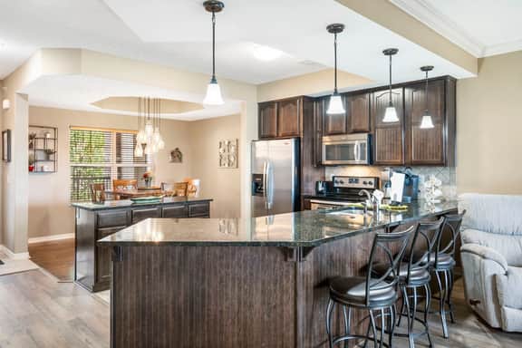 Majestic 207 - 2 BD | LAKE - Image 4