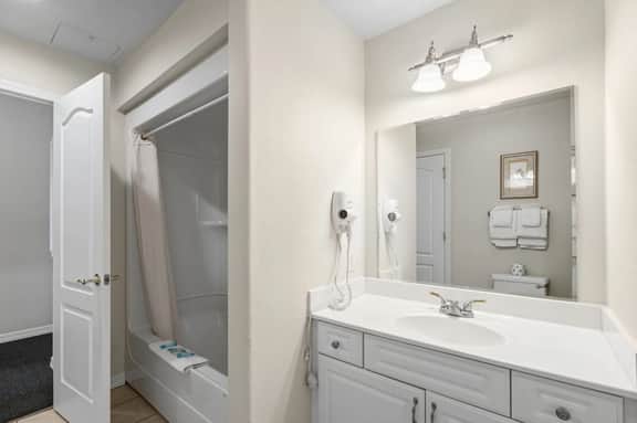 French Quarter - Condo 332B - 1 BD - Image 4