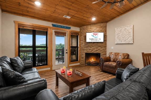 Indian Point - Condo 1114 - 3 BD + L | LV - Image 3