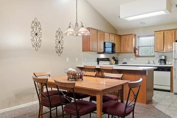 OakRidge - Condo 726 A | WK | 1 BD | DNR | TAN - Image 4