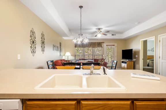 OakRidge - Condo 703 A | 1 BD - Image 4
