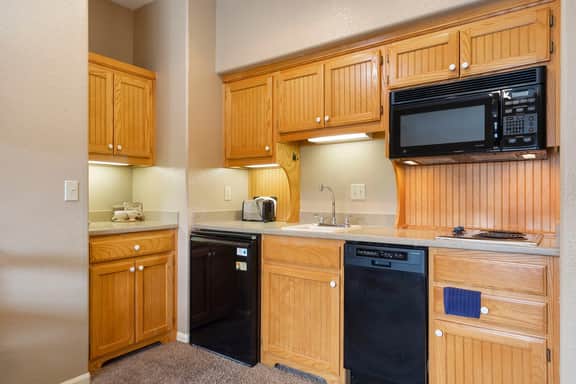 OakRidge - Condo 751 B | QS - Image 4