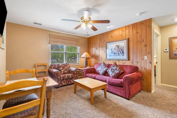 OakRidge - Condo 742 B | WK | QS - Image 2