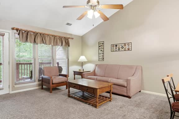 OakRidge - Condo 726 AB | WK | 2 BR | DNR | TAN - Image 2