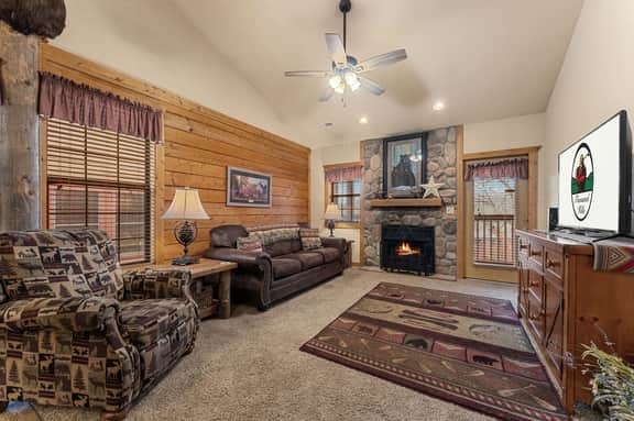 Cabins at Grand Mountain - Cabin 137 - 2 BD | WK - Image 5