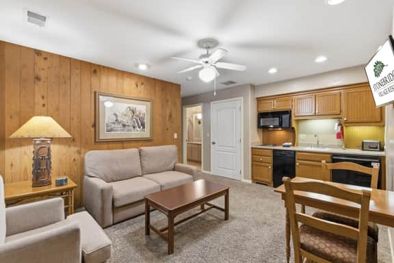OakRidge - Condo 740 B | WK | QS - Image 2