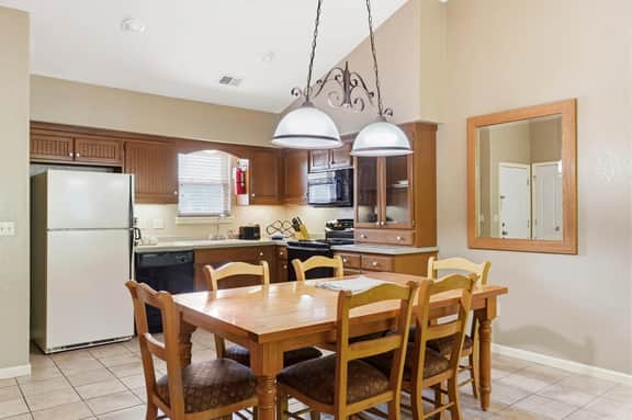 OakRidge - Condo 744 A | WK | 1 BD - Image 5