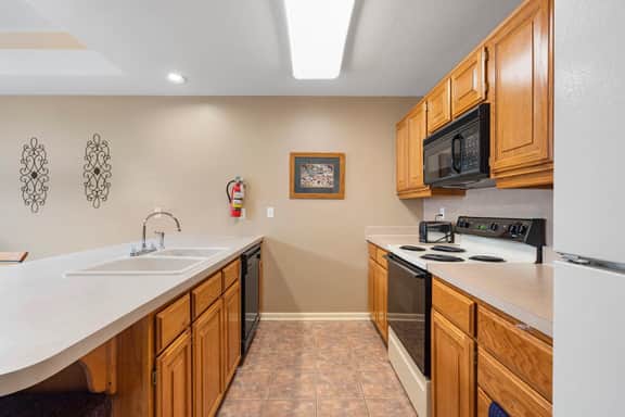 OakRidge - Condo 701 A | 1 BD - Image 3