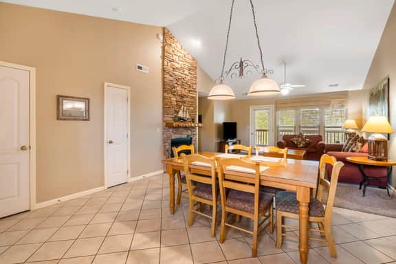 OakRidge - Condo 746 A | WK | 1 BD - Image 5