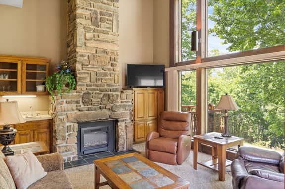 Table Rock Landing - Unit 19 - Image 4