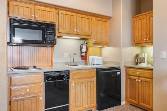 OakRidge - Condo 755 B | QS - Image 5