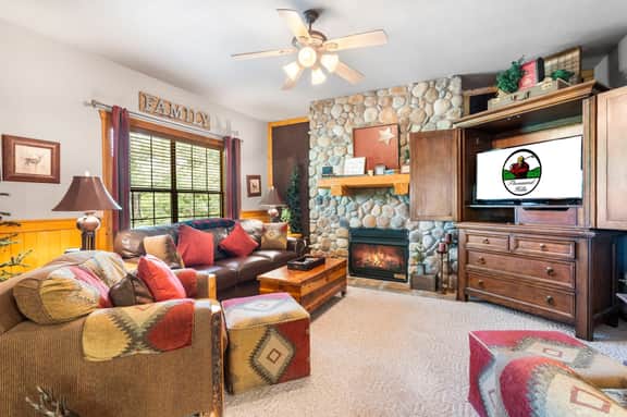Cabins at Grand Mountain - Cabin 280 - 2 BD | PMR | PY - Image 4