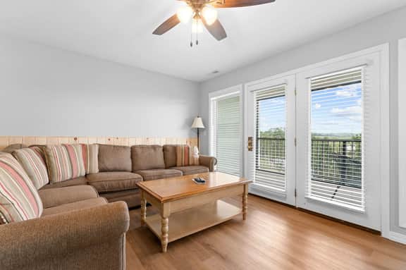 Rock Lane - Condo 423 - 2 BD | LV - Image 2